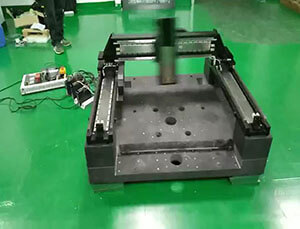 直線電機(jī)在液晶基板薄膜紋路檢驗(yàn)、修復(fù)裝置用